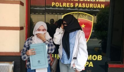 Dibujuk Nikah Siri Lalu Di Telantarkan, Ibuk Korban Laporkan Pelaku Dan Perangkat Desa Kedung Pengaron Ke Polisi - Teropong Rakyat
