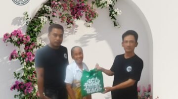 PWMB–K Kronjo Kabupaten Tangerang Salurkan Bingkisan untuk Dhuafa di Mekar Baru