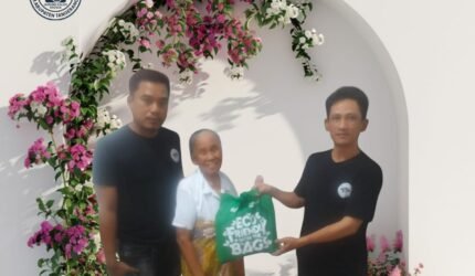 PWMB–K Kronjo Kabupaten Tangerang Salurkan Bingkisan untuk Dhuafa di Mekar Baru - Teropong Rakyat