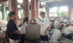 Lurah Sungai Bambu Himbau Warga Pindahkan Tempat Sampah ke TPS Danau Cincin