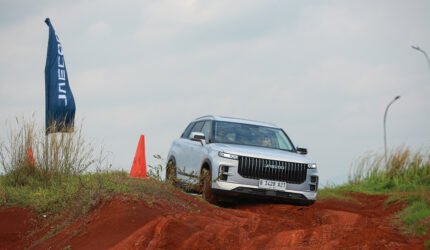 Tren NEV Semakin Meningkat, JAECOO Paparkan Perbedaan HEV dan PHEV - Teropong Rakyat