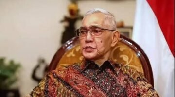 Wapres ke-6 RI Try Sutrisno Meninggal Dunia