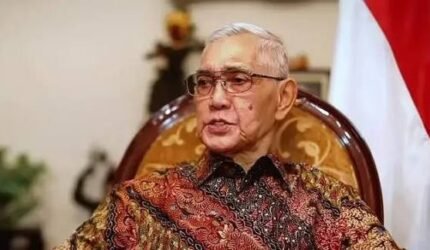 Wapres ke-6 RI Try Sutrisno Meninggal Dunia - Teropong Rakyat