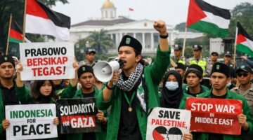 Mahasiswa HMI Kota Bogor Gelar Aksi di Depan Istana, Desak Presiden Bersikap atas Konflik Timur Tengah