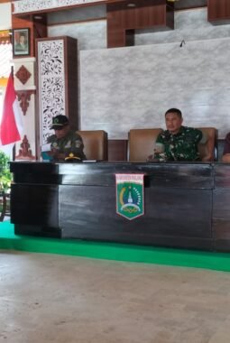 Kapolsek Bantur Sosialisasikan OPS Ketupat Semeru 2026, Pengelola Pantai Diminta Tingkatkan Keamanan Wisata