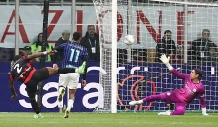 Milan Menang Tipis atas Inter di Derby Milan, Gol Estupiñán Pangkas Jarak di Puncak Klasemen - Teropong Rakyat