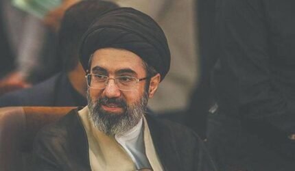 Iran Memanas! Mojtaba Khamenei Resmi Jadi Pemimpin Tertinggi Usai Ayahnya Tewas dalam Serangan - Teropong Rakyat