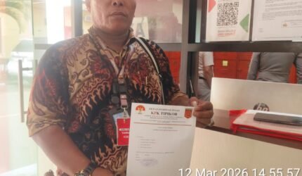 Headline Skandal Administrasi Negara "Dari Ijazah ke STPLKB : Rantai Dugaan Pemalsuan Dokumen Bupati Rohil Terbongkar" - Teropong Rakyat