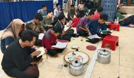 Remaja Masjid LDII Krampyangan Kota Pasuruan Kompak Dan Khusyuk Laksanakan Ibadah Itikaf - Teropong Rakyat