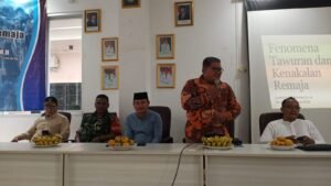 Portal Berita Indonesia dan Dunia Terkini Hari Ini, Update Harian Terbaru, Terlengkap, Tajam, Aktual dan Berimbang. Dandy Capryanto Hermawan, S.H., M.H. : "Tawuran Merusak Masa Depan, Hukum Telah Siapkan Konsekuensi Jelas" - Teropong Rakyat