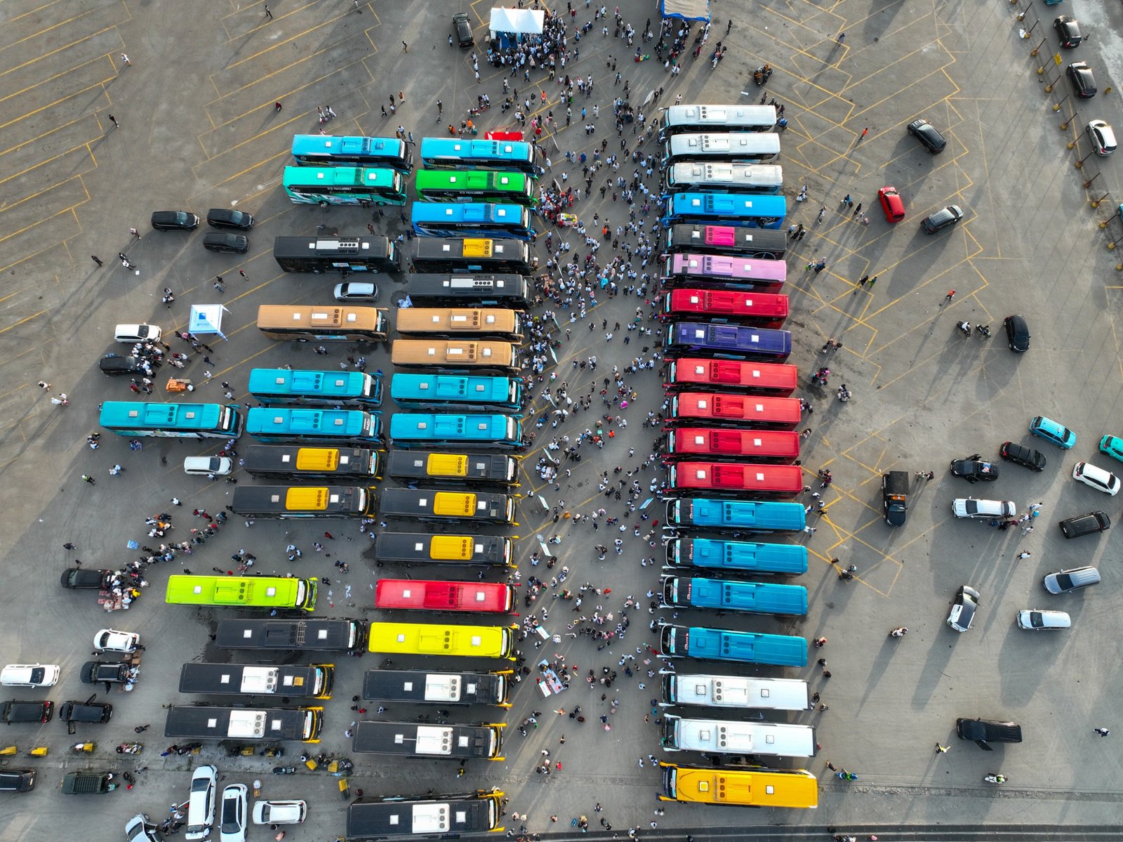 PTP Nonpetikemas Berangkatkan 200 Pemudik ke Purwokerto dalam Program Mudik Gratis Pelindo Group 2026 - Teropong Rakyat