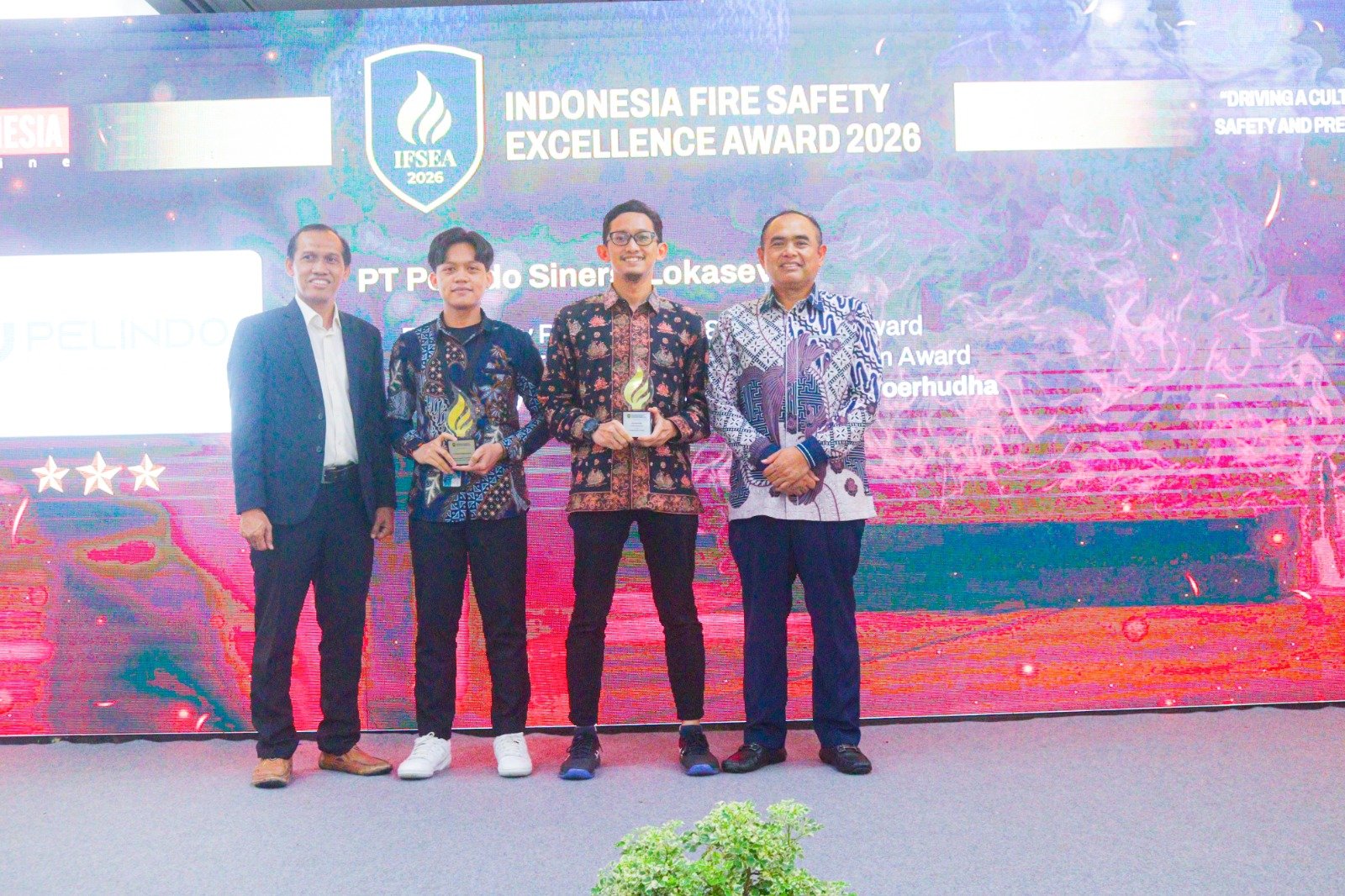 PT Pelindo Sinergi Lokaseva Raih Tiga Penghargaan pada Indonesia Fire Safety Excellence Award 2026