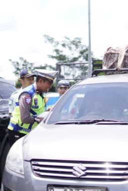 Pemudik Apresiasi Kinerja Polisi, Perjalanan Mudik Lebih Aman dan Lancar
