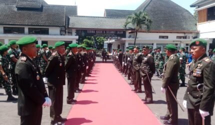Korem 083/Baladhika Jaya Sambut Danrem Baru dan Lepas Brigjen TNI Kohir - Teropong Rakyat