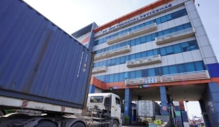 IPC Terminal Petikemas Berhasil Menjaga Kinerja Operasional Secara Solid - Teropong Rakyat