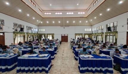 Ratusan Siswa MTsN dan SMP Mengikuti Smart Competition di SMAN 2 Kota Malang - Teropong Rakyat