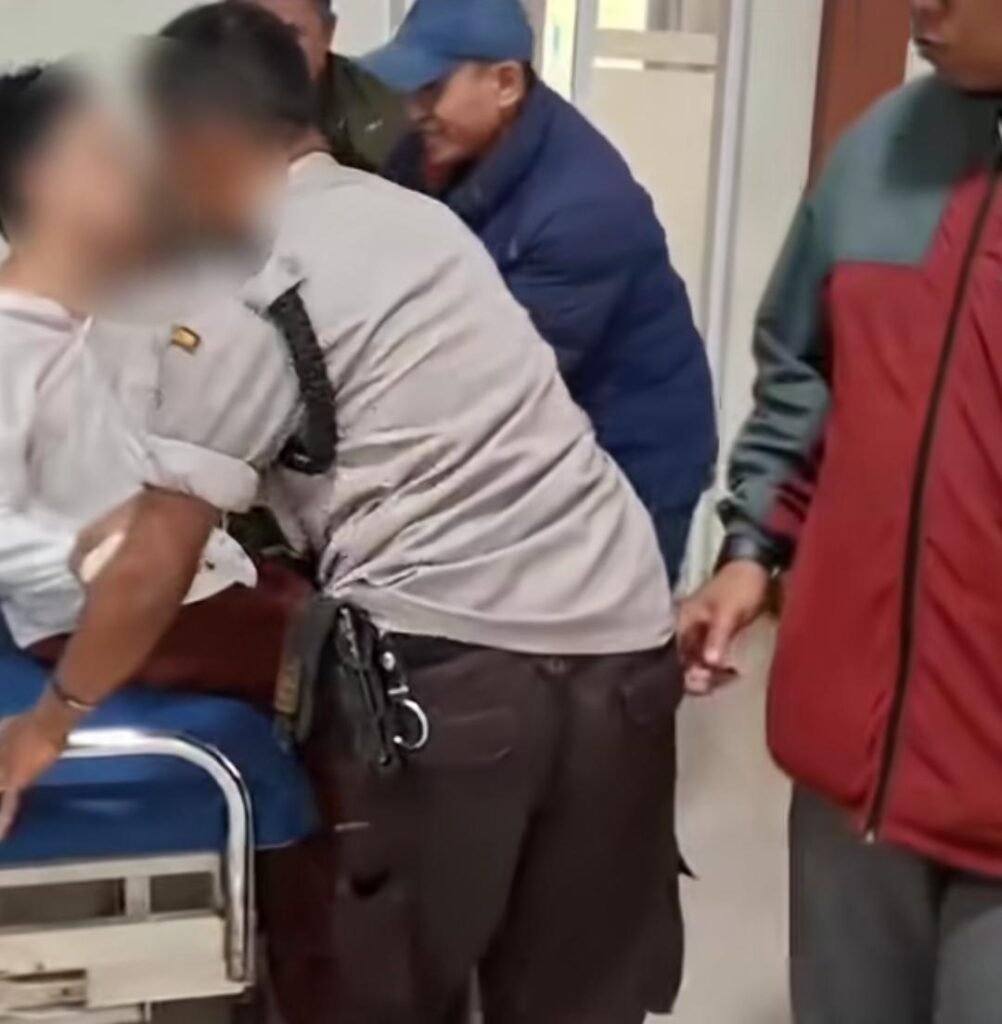 Portal Berita Indonesia dan Dunia Terkini Hari Ini, Update Harian Terbaru, Terlengkap, Tajam, Aktual dan Berimbang. Wanita PNS Jadi Korban Penganiayaan di Dramaga, Pelaku Diduga Keponakan Sendiri - Teropong Rakyat