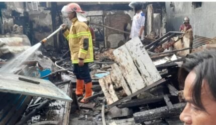 Kebakaran Rumah di Randudongkal Pemalang, Diduga Akibat Korsleting Listrik - Teropong Rakyat