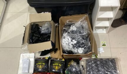 Polda Metro Jaya Membongkar Clandestine Lab Narkotika Jenis Tembakau Sintetis - Teropong Rakyat