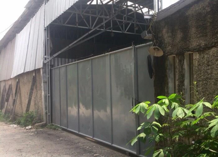 Terungkap! Dua Gudang Oli di Cipondoh Kembali Beroperasi Usai Tutup Sementara - Teropong Rakyat