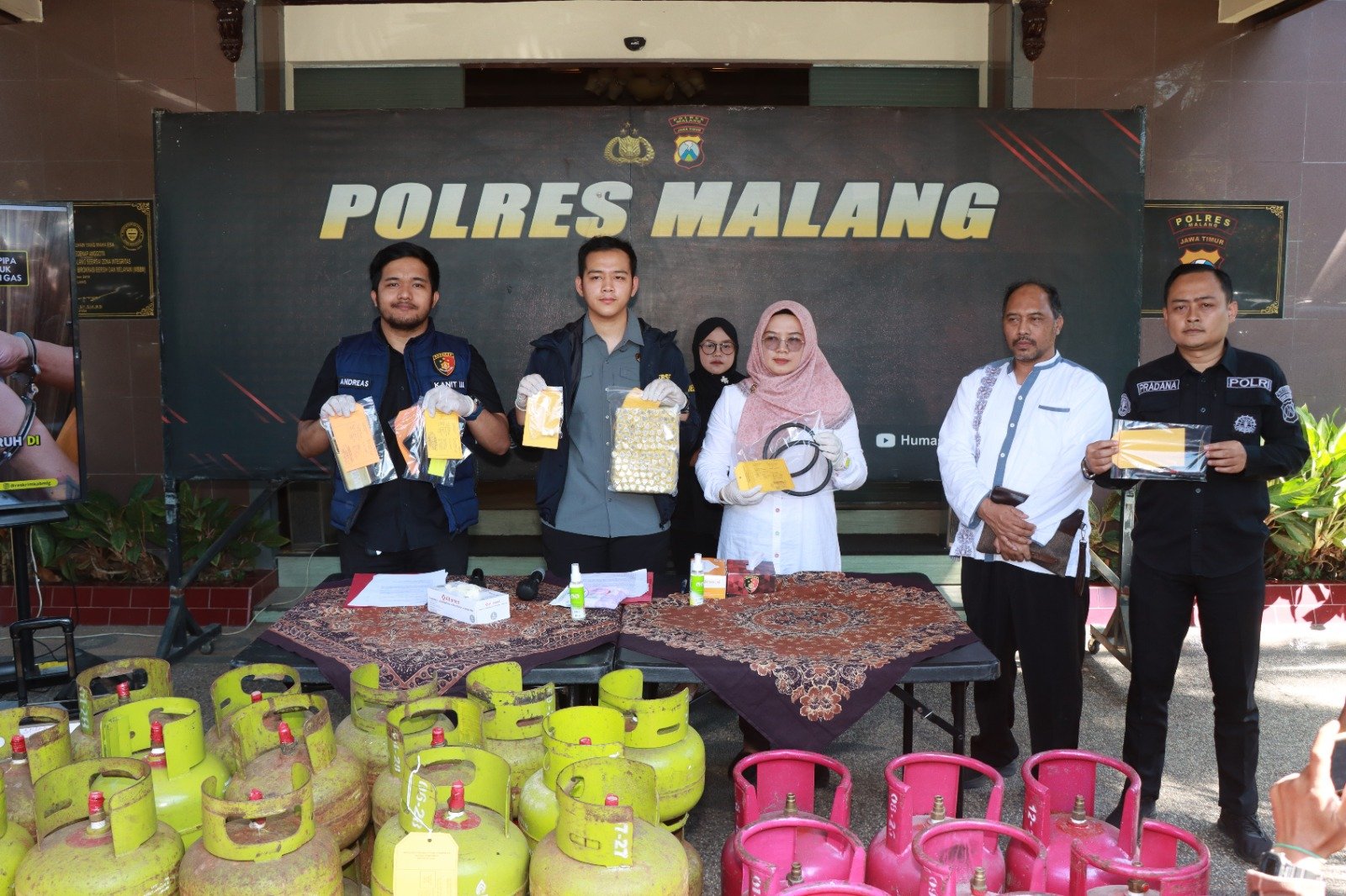Polres Malang Bongkar Penyalahgunaan LPG 3 Kg, Disuntik ke Bright Gas untuk Dijual Berantai