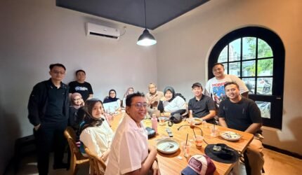 Dari Warkop Pinggir Jalan ke Ekspansi Lintas Kota: Strategi ‘Sunyi’ UMKM Menang di Pasar Daerah - Teropong Rakyat