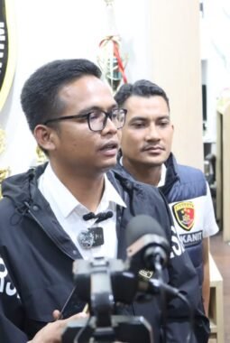 Polisi Gagalkan Aksi Begal di Pluit, Dua Residivis Bersenjata Golok dan Celurit Ditangkap
