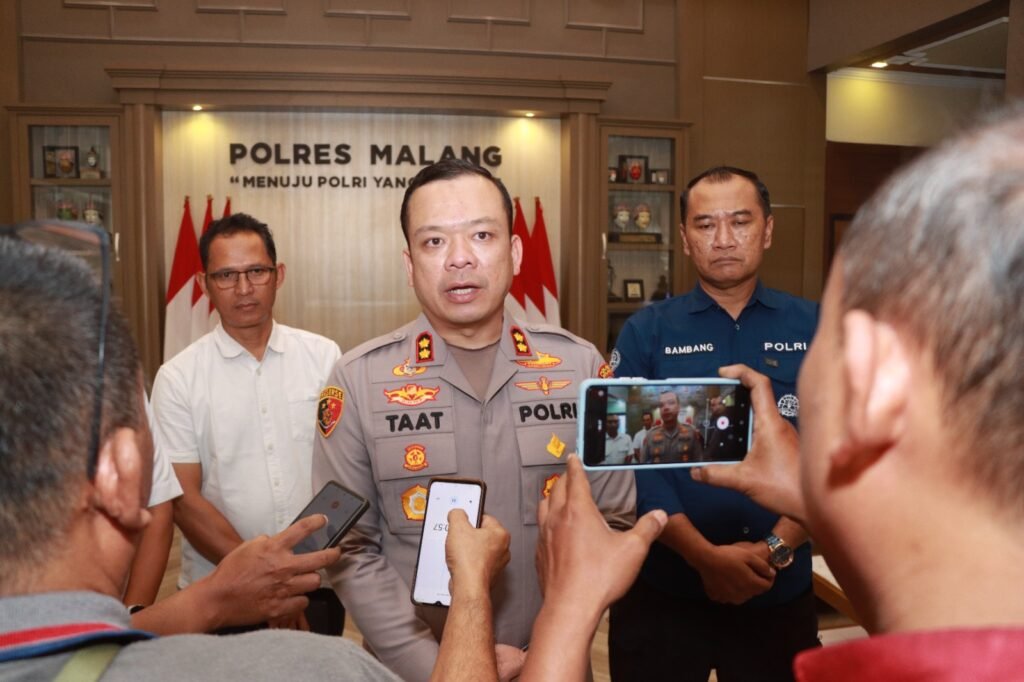 31 Wisatawan Positif Narkotika dalam Insiden Pantai Wediawu, Polres Malang Lakukan Penanganan - Teropong Rakyat