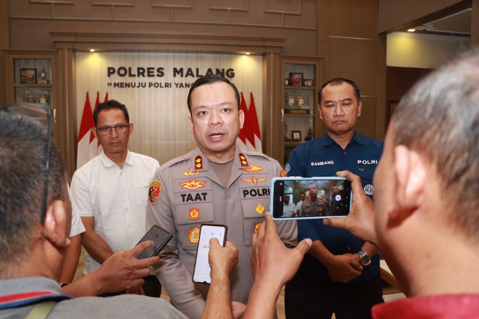 31 Wisatawan Positif Narkotika dalam Insiden Pantai Wediawu, Polres Malang Lakukan Penanganan
