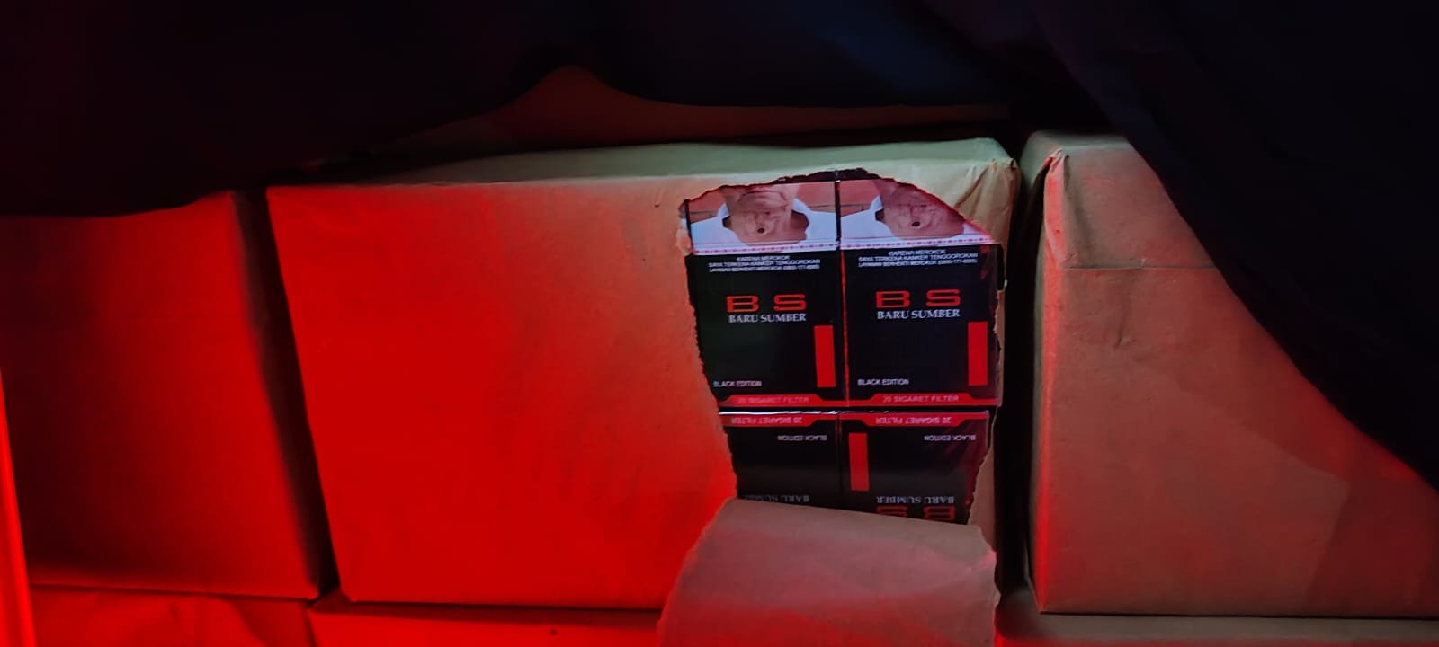 Kejar-kejaran Tengah Malam, Bea Cukai Malang Sita 464 Ribu Batang Rokok Ilegal