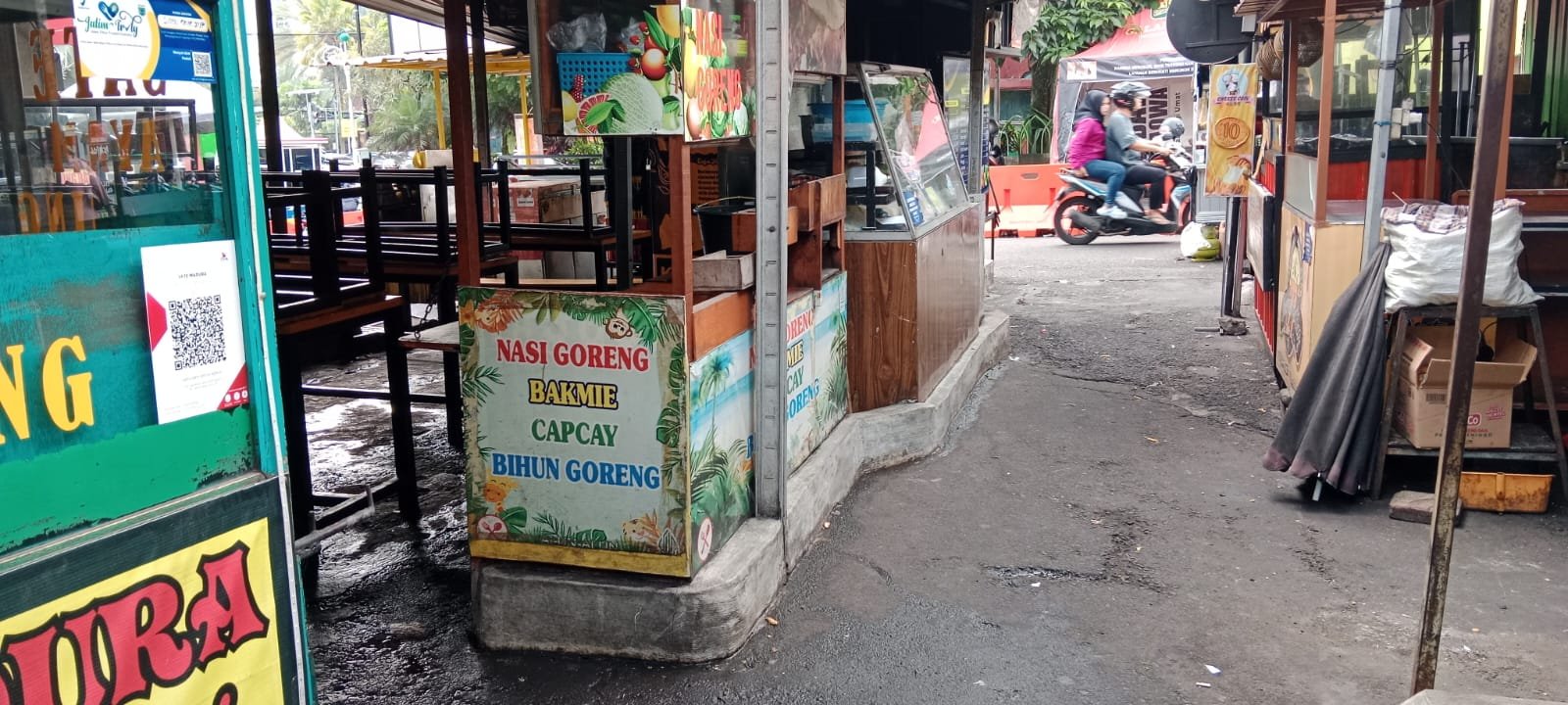 Dugaan Pungli dan Jual Beli Lapak Alun-Alun Batu Mengerucut ke Oknum Ketua Paguyuban, Lapak PKL di Cor Permanen, Oknum ASN Terlibat?