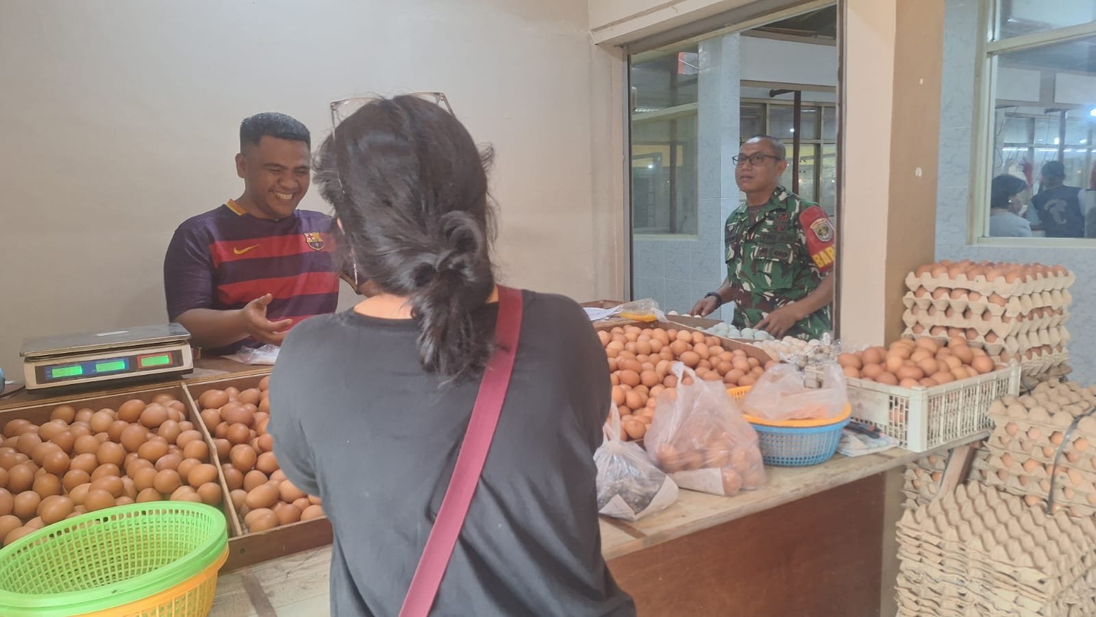 Harga sembako di Wilayah Kodim 0503/JB Relatif Stabil, Ketersediaan Bahan Pokok Dipastikan Aman - Teropong Rakyat