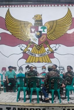 Danramil 02/Tambora Tinjau Persiapan Kampung Pancasila di Pekojan Jakarta Barat