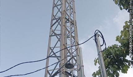 Tower Provider Berdiri di Permukiman Padat Rawa Buaya, Pejabat Terkait Bungkam - Teropong Rakyat