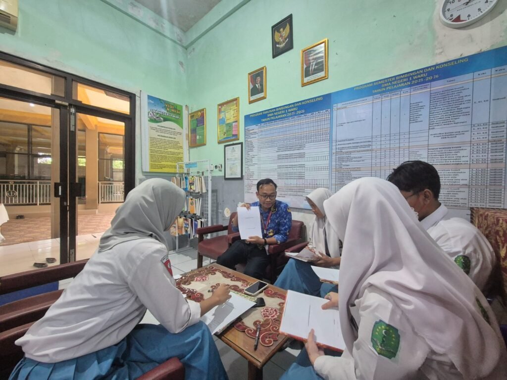 Portal Berita Indonesia dan Dunia Terkini Hari Ini, Update Harian Terbaru, Terlengkap, Tajam, Aktual dan Berimbang. Program Pengabdian Masyarakat di Sidoarjo Temukan Emosi Lebih Berpengaruh dari Kemampuan Bicara - Teropong Rakyat