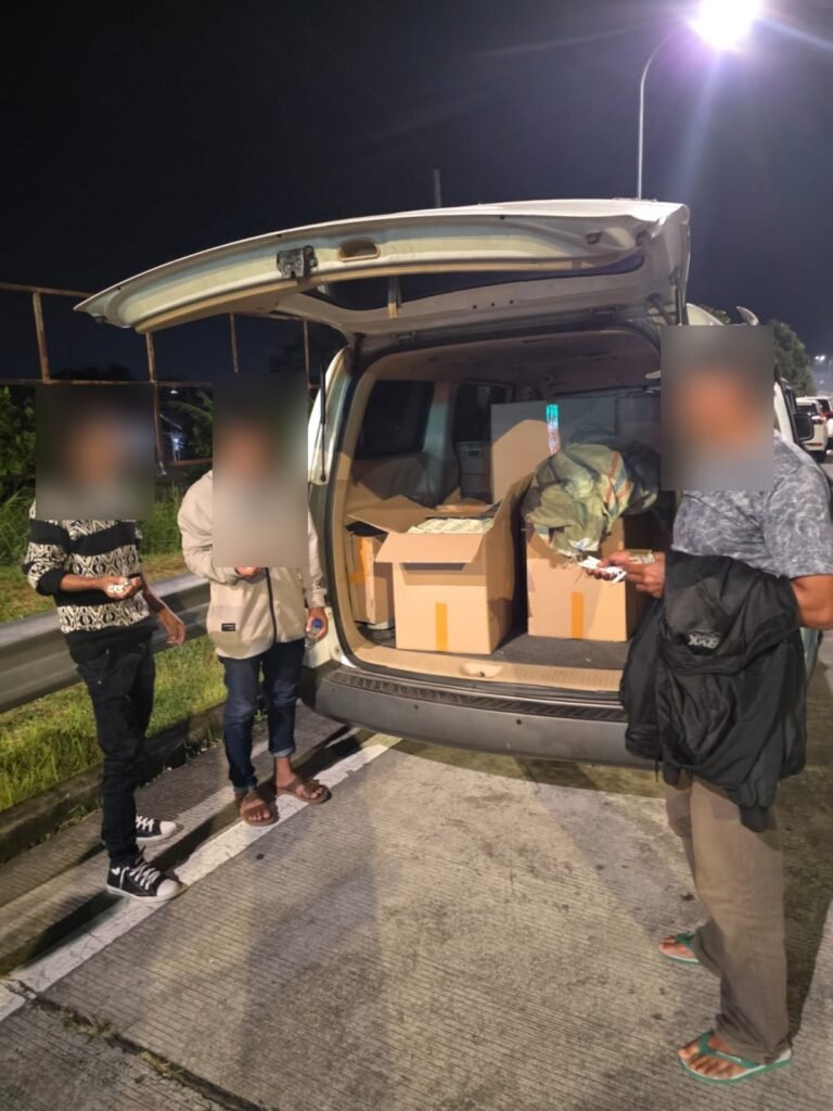 Hot Pursuit di Tol Pandaan-Malang, Bea Cukai Gagalkan Peredaran 281 Ribu Batang Rokok Ilegal - Teropong Rakyat