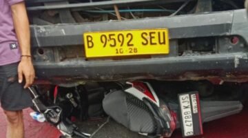 Wanita Pengendara Motor Tewas Terlindas Truk di Lampu Merah Jalan Letjen Suprapto Senen Jakarta pusat.