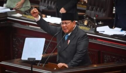 Prabowo Subianto Imbau Masyarakat Melaporkan Tindakan Aparat yang Tidak Sesuai Ketentuan - Teropong Rakyat
