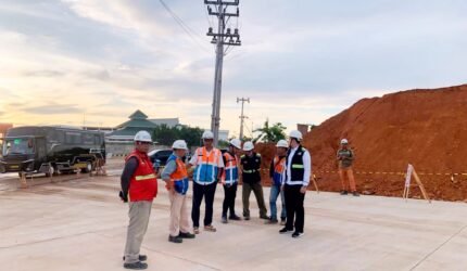 Komitmen PT API: Jamin Mutu Terbaik Pembangunan Jalan Akses Terminal Kijing - Teropong Rakyat