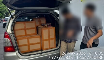 Kejar-kejaran di Madyopuro, Bea Cukai Malang Gagalkan Pengiriman 107 Ribu Batang Rokok Ilegal ke Luar Daerah - Teropong Rakyat