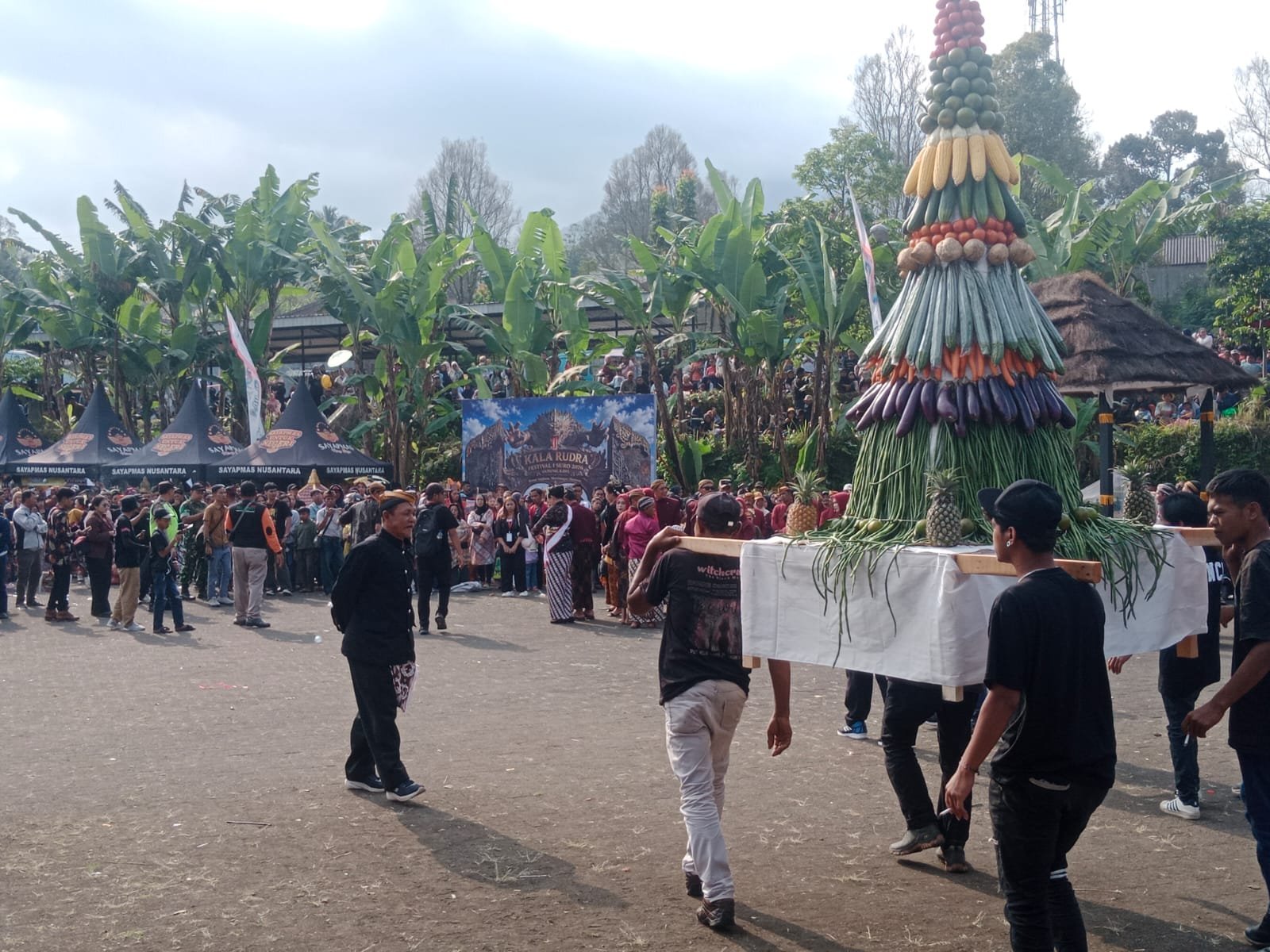 Tradisi Hidup, Budaya Lestari: Ribuan Mata Saksikan Puncak Festival 1 Suro 2026 Gunung Kawi
