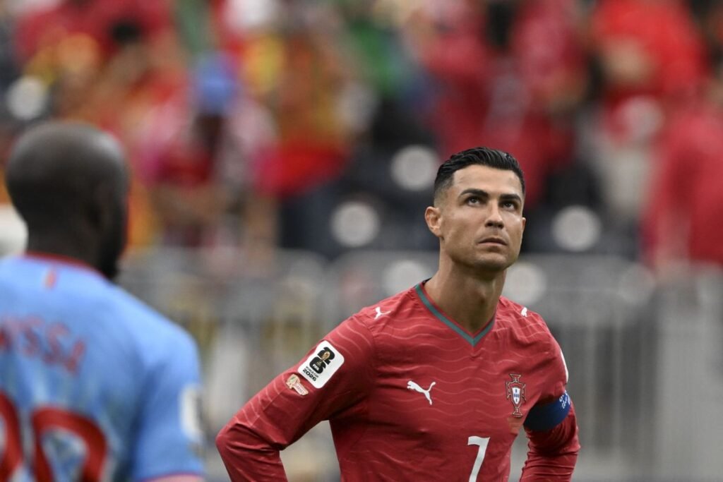 Portal Berita Indonesia dan Dunia Terkini Hari Ini, Update Harian Terbaru, Terlengkap, Tajam, Aktual dan Berimbang. Ronaldo Tak Bersinar, Portugal Ditarik Imbang RD Kongo 1-1 di Pembuka Piala Dunia 2026 - Teropong Rakyat