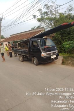 Diduga Pemasangan Tiang Jaringan Internet Milik PT MyRepublic Belum Kantongi Izin Lingkungan, Warga Pertanyakan Legalitas Proyek