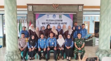 Serma Nurhadi Hadiri Perpisahan Mahasiswa Poltekkes Wira Husada Nusantara di Desa Sidomulyo