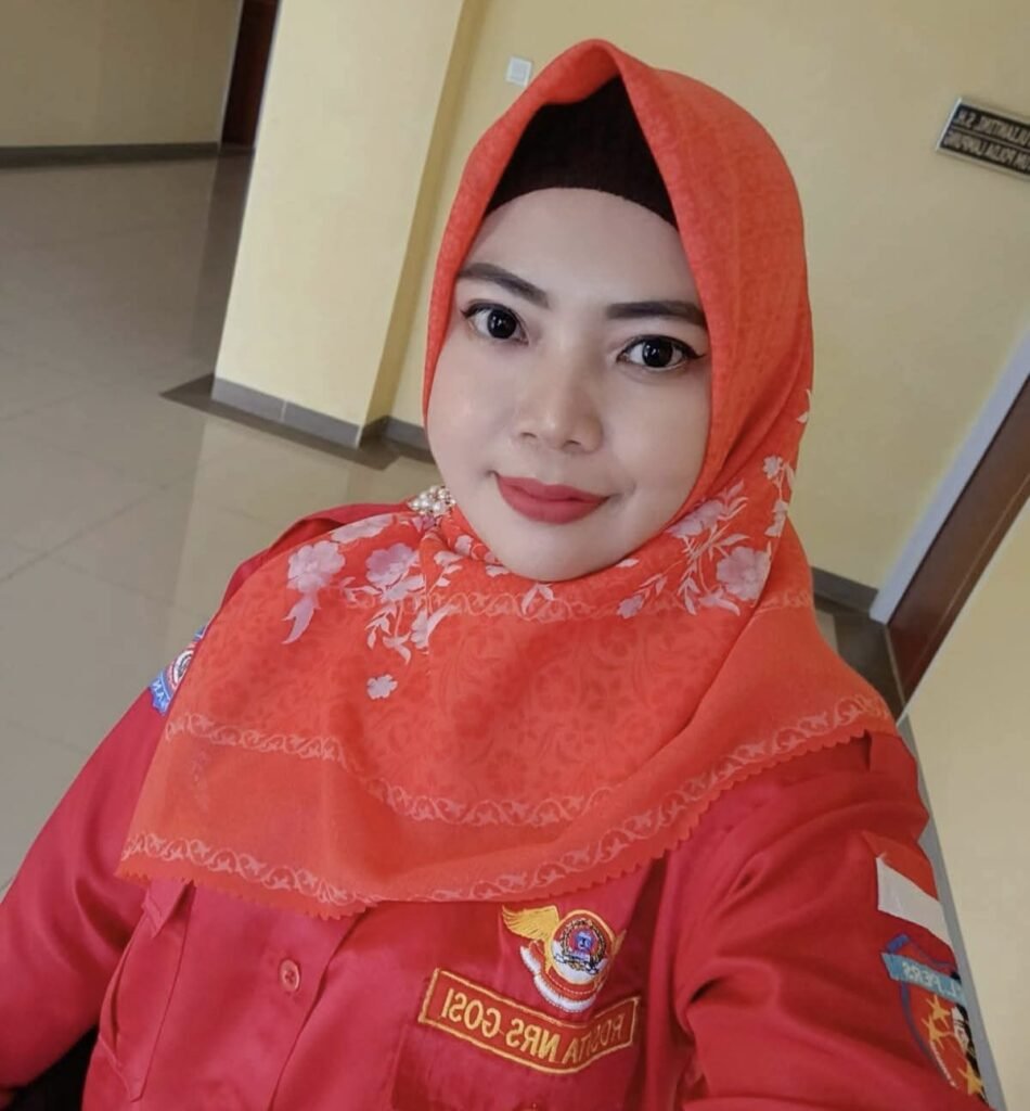 Portal Berita Indonesia dan Dunia Terkini Hari Ini, Update Harian Terbaru, Terlengkap, Tajam, Aktual dan Berimbang. Ketua Umum Srikandi DPP PWDPI Rosita Gosi: Dana KUR Belum Sepenuhnya Berpihak pada UMKM, Administrasi yang Membebani Perlu Dibenahi - Teropong Rakyat