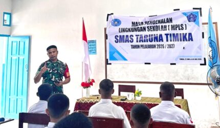 Babinsa Koramil Timika Beri Pembekalan kepada Siswa-Siswi Baru SMA Taruna Timika - Teropong Rakyat