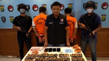 Polda Metro Jaya Menggagalkan 2 Orang Pengedar Etomidate Dan Ektasi Dalam Kemasan Beras India, Terkait Jaringan Malaysia.