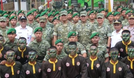 Wakil Panglima TNI Tinjau Pembangunan Yonif TP 936/Satria Joyokusumo dan Situs Bersejarah di Jawa Tengah - Teropong Rakyat