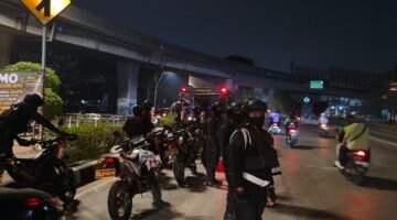 Brimob Polda Metro Jaya Amankan Pengendara Mabuk Tanpa Surat Kendaraan di Jakut