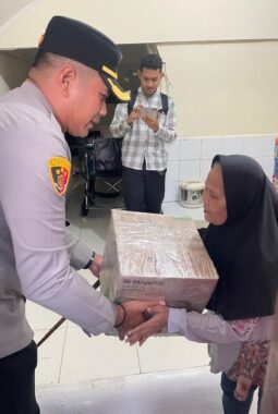 Kapolres Priok, Resmikan Program Bedah Rumah, Wujud Kepedulian Polri kepada Masyarakat di Hari Bhayangkara ke-80